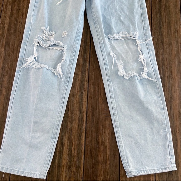 BDG High Rise Baggy Jeans 26 Ripped Knees Destroyed Light Wash Blue Boho Hippie - Picture 3 of 7